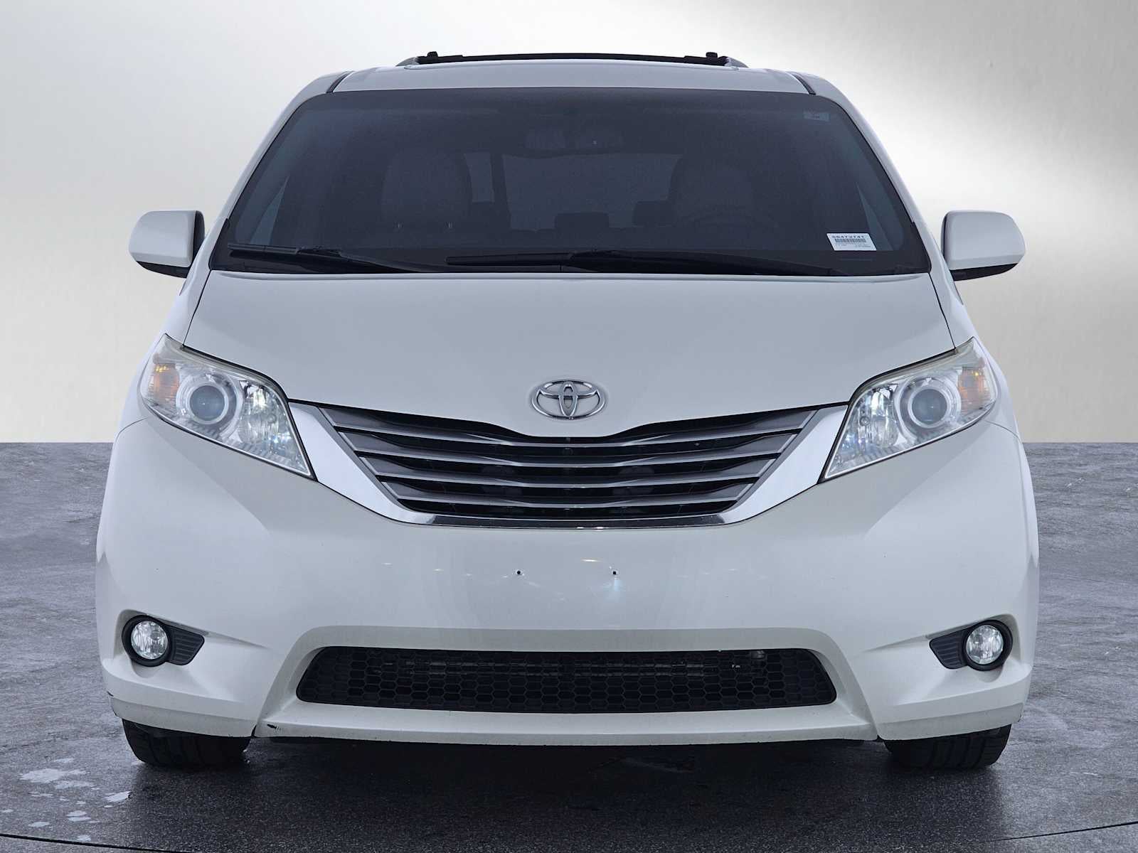 2017 Toyota Sienna XLE Premium
