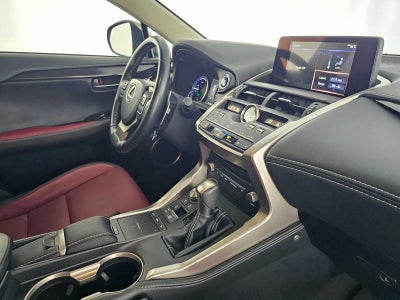 2019 Lexus NX 300h 