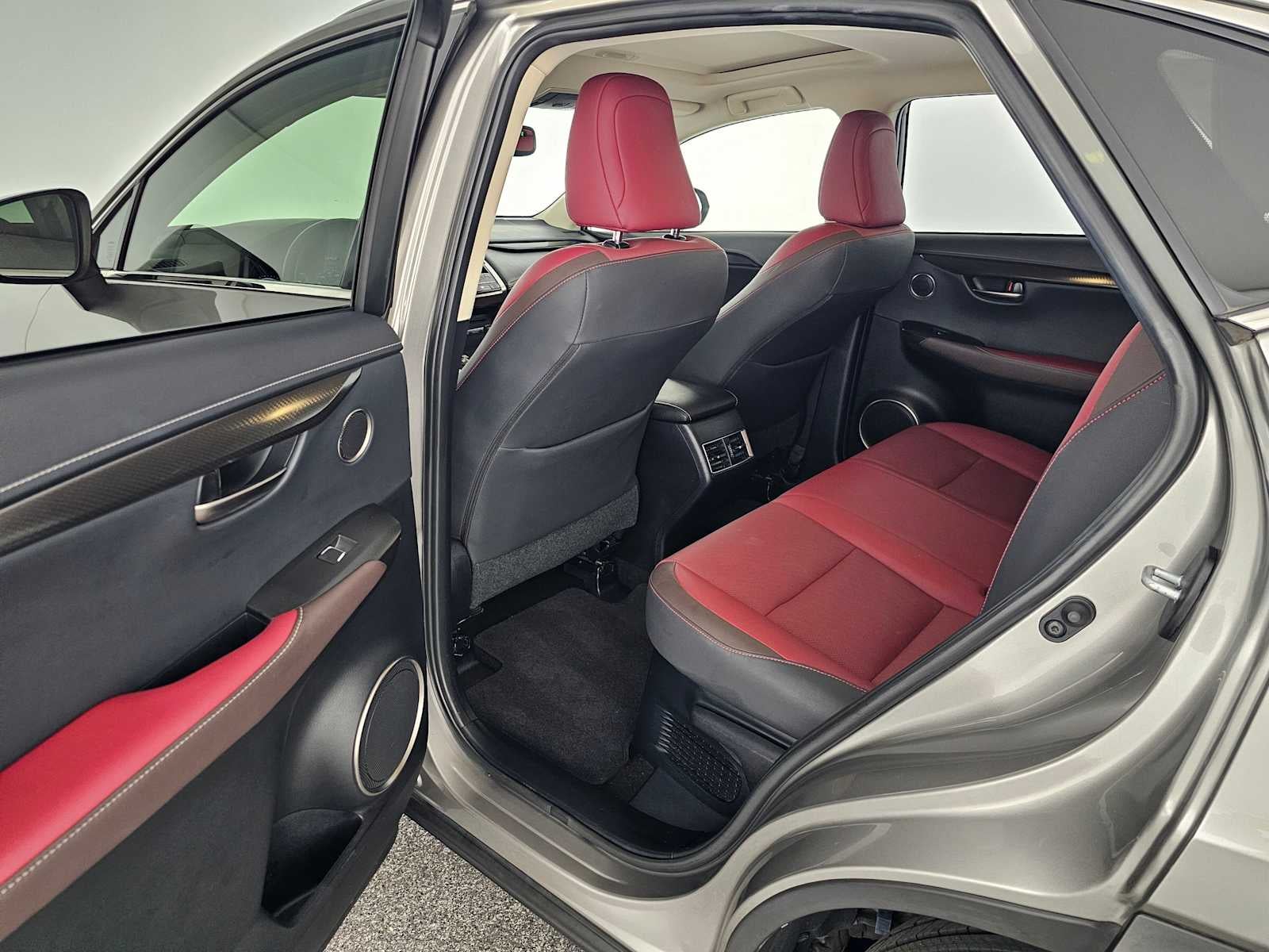 2019 Lexus NX 300h 