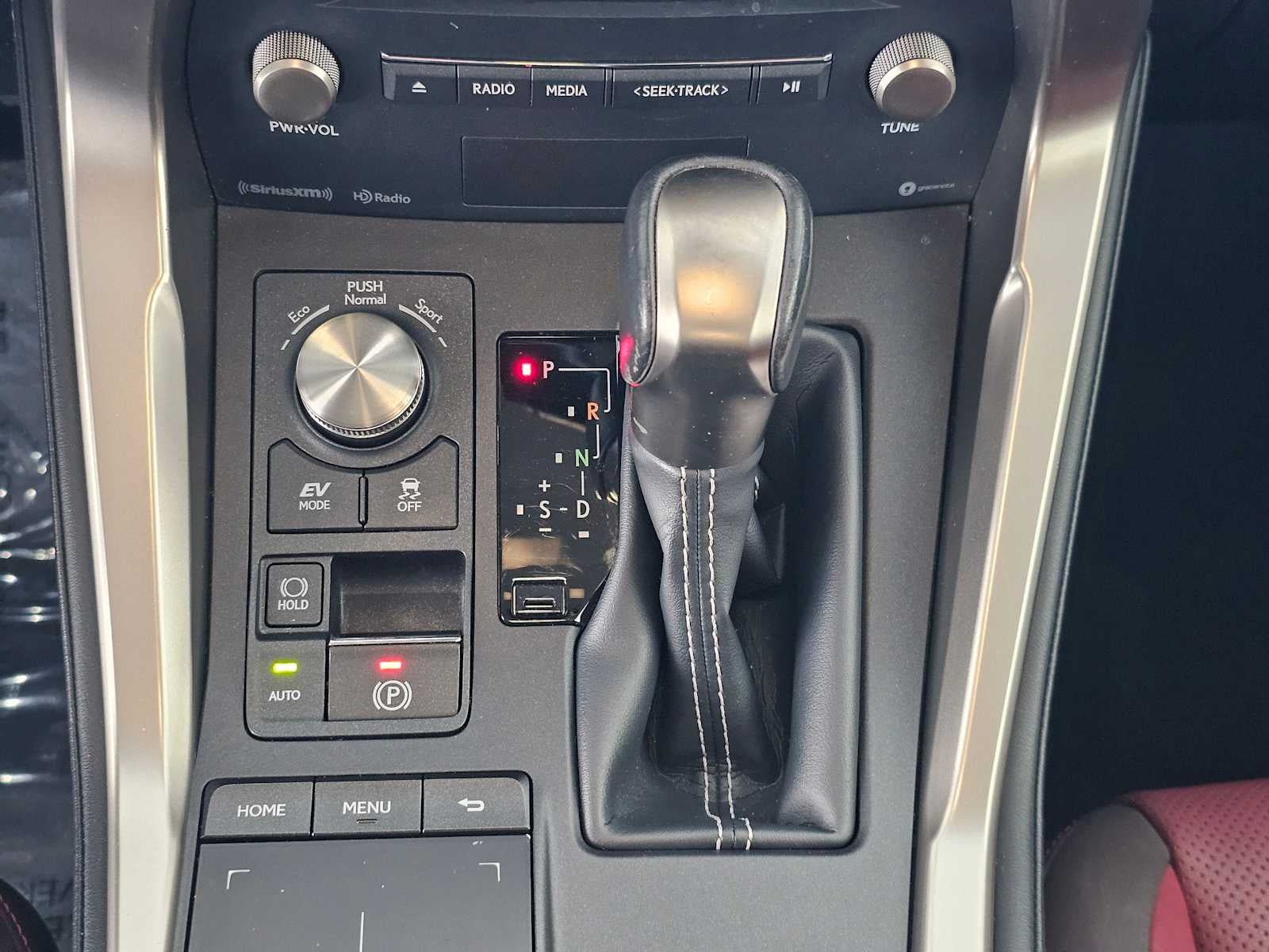2019 Lexus NX 300h 