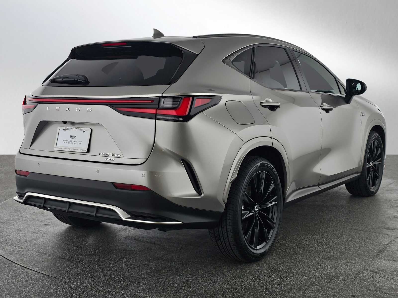 2024 Lexus NX 450h+ F SPORT Handling