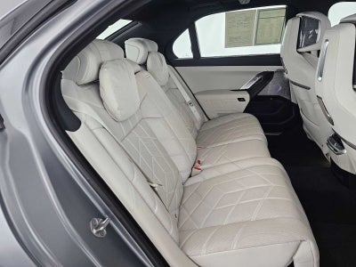 2023 BMW 760i xDrive 760i xDrive