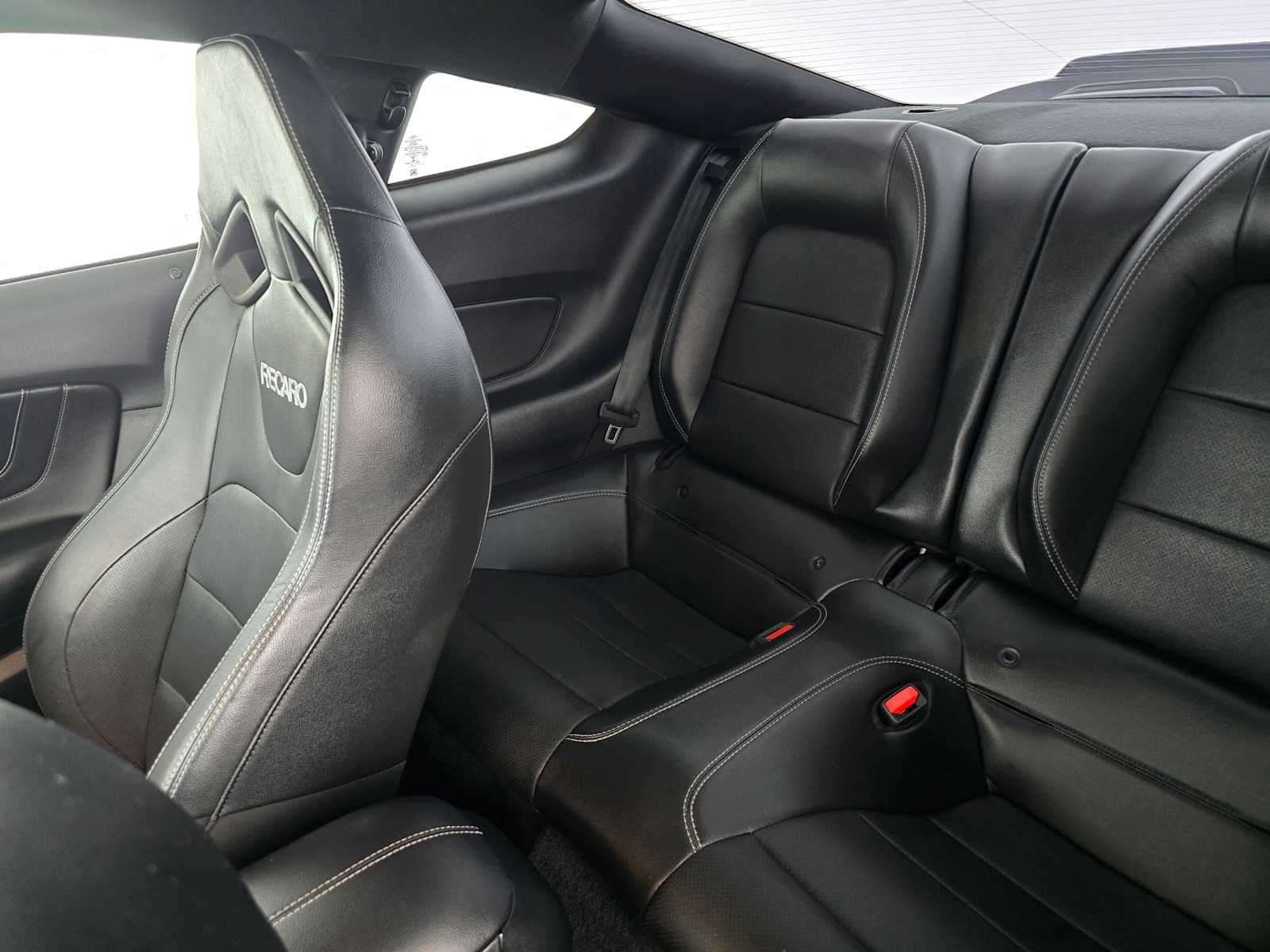 2022 Ford Mustang Mach 1