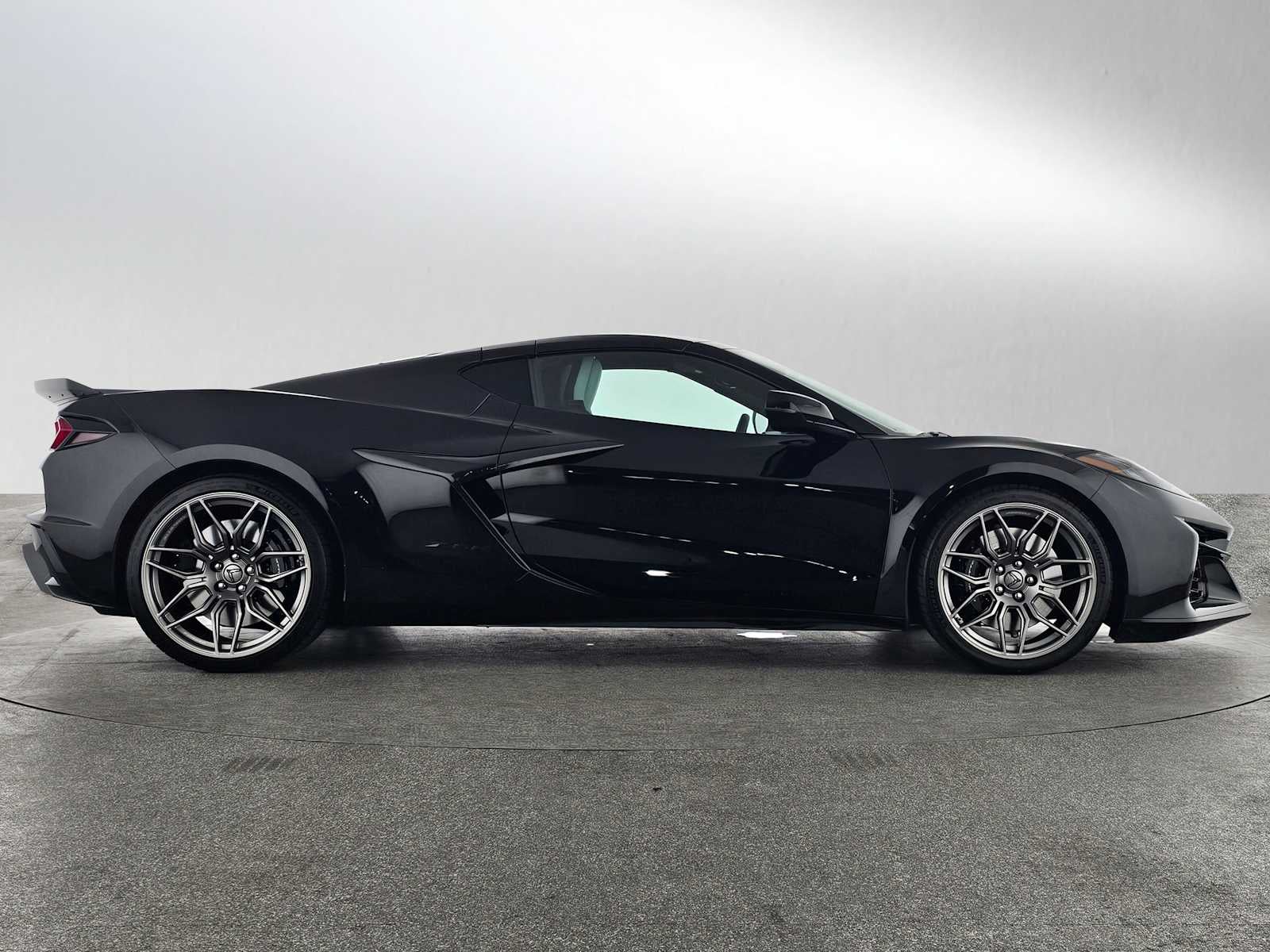 2024 Chevrolet Corvette 1LZ