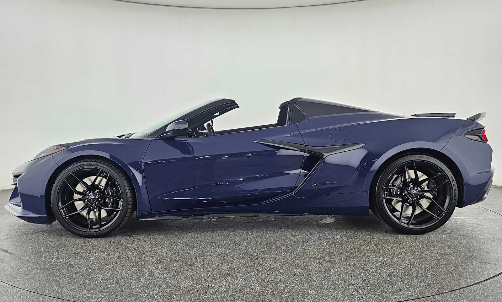 2025 Chevrolet Corvette 2LZ