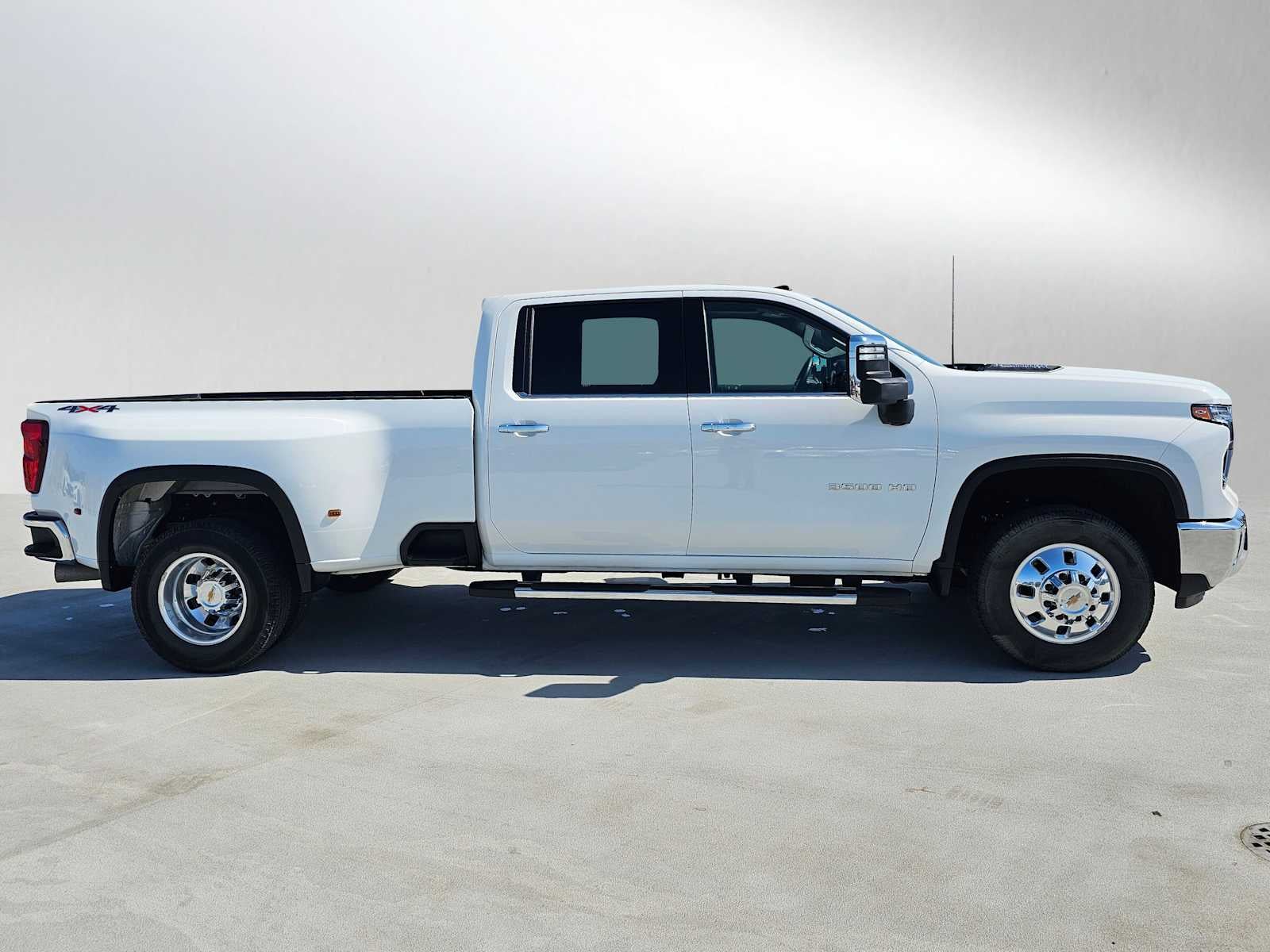 2024 Chevrolet Silverado 3500HD LTZ