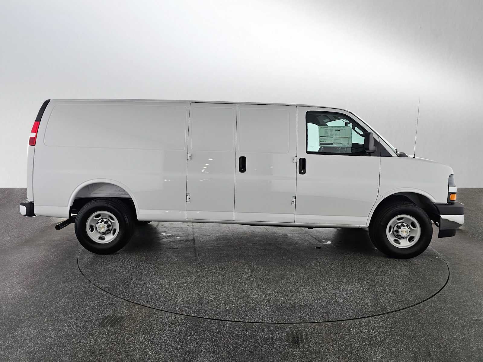 2026 Chevrolet Express Cargo Van Base