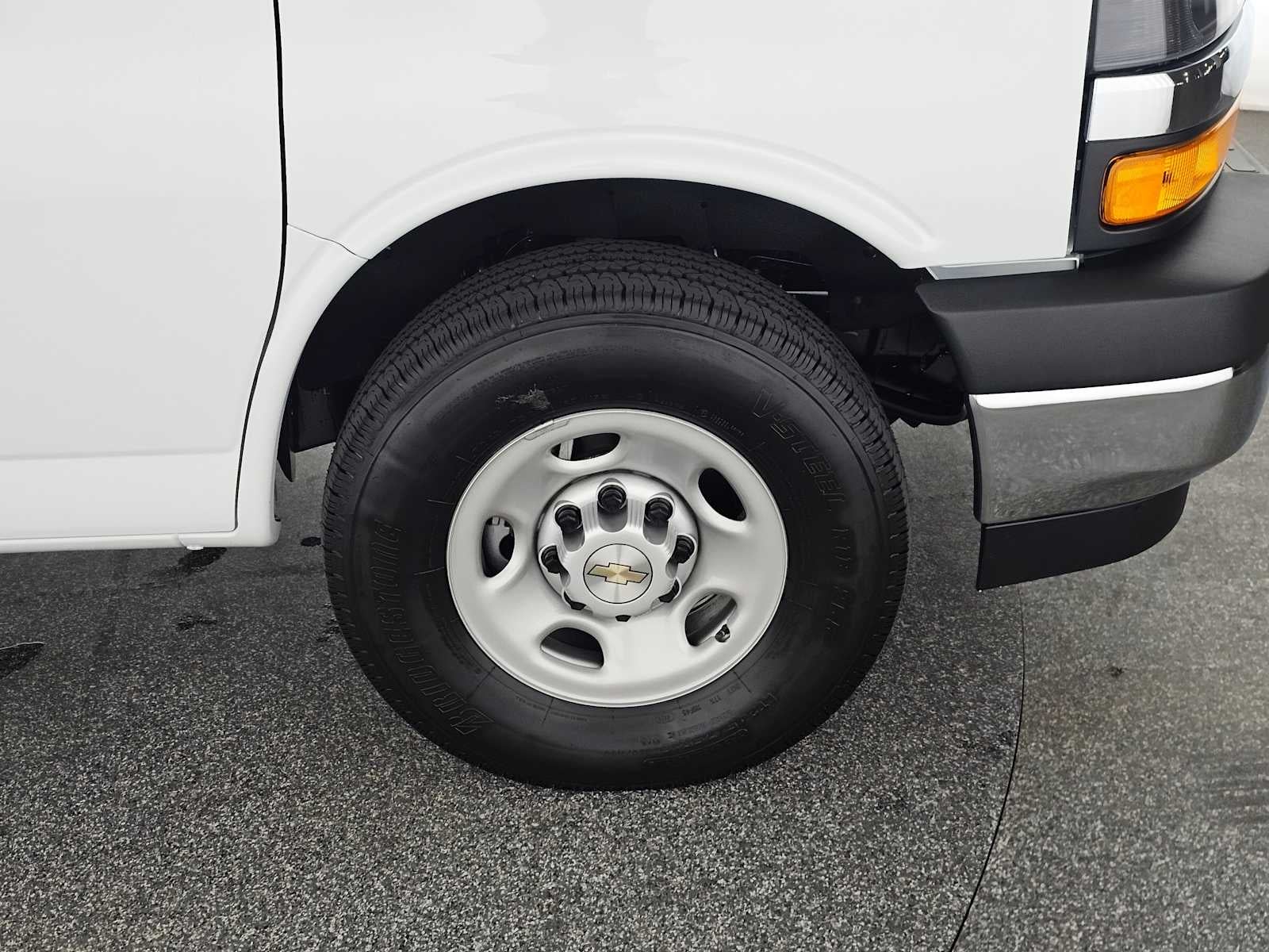 2026 Chevrolet Express Cargo Van Base