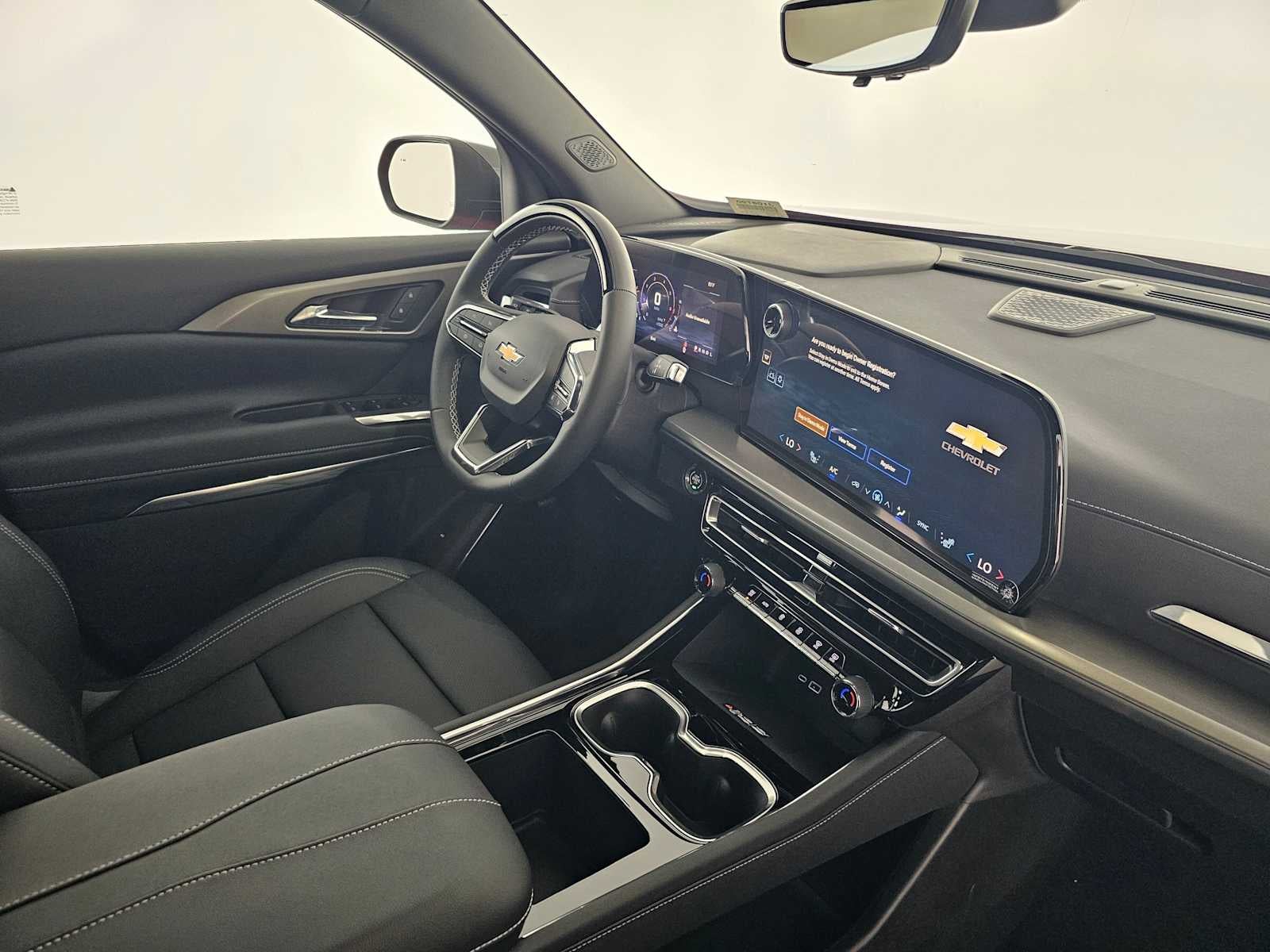 2026 Chevrolet Traverse FWD LT