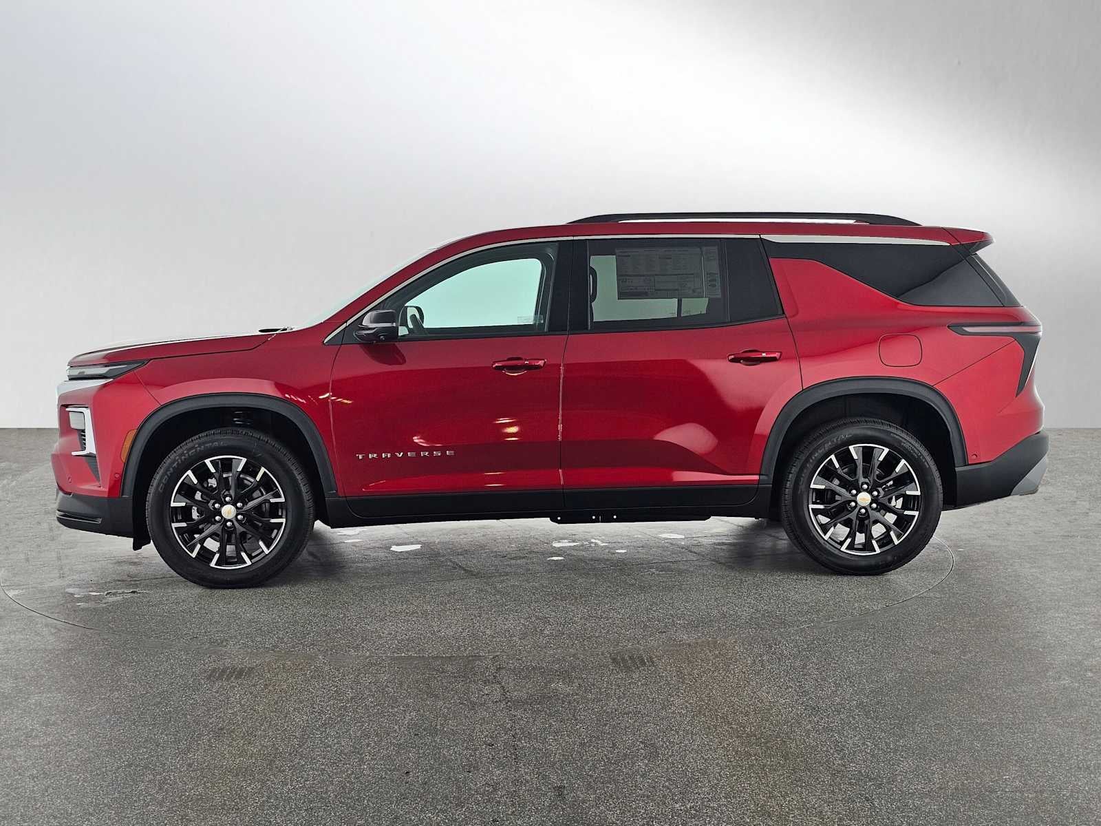 2026 Chevrolet Traverse FWD LT