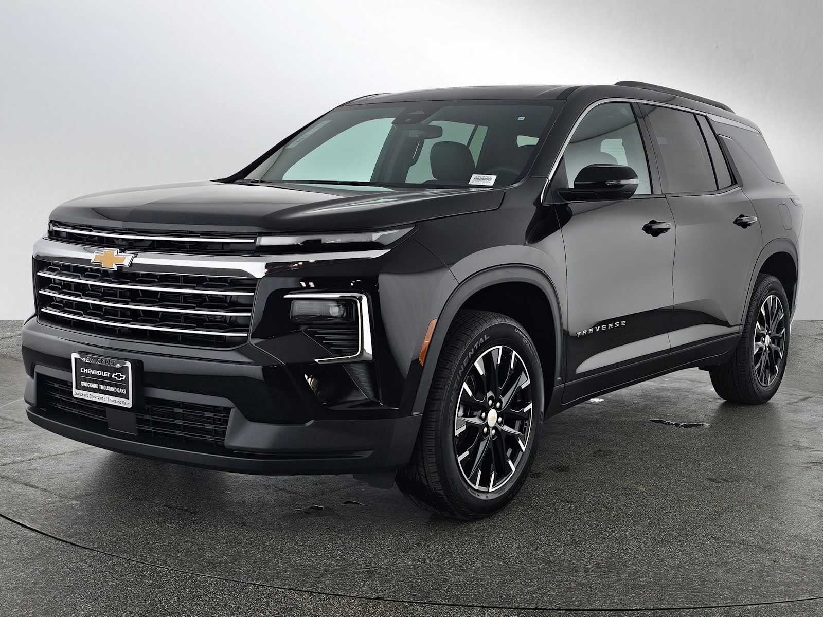 2026 Chevrolet Traverse FWD LT