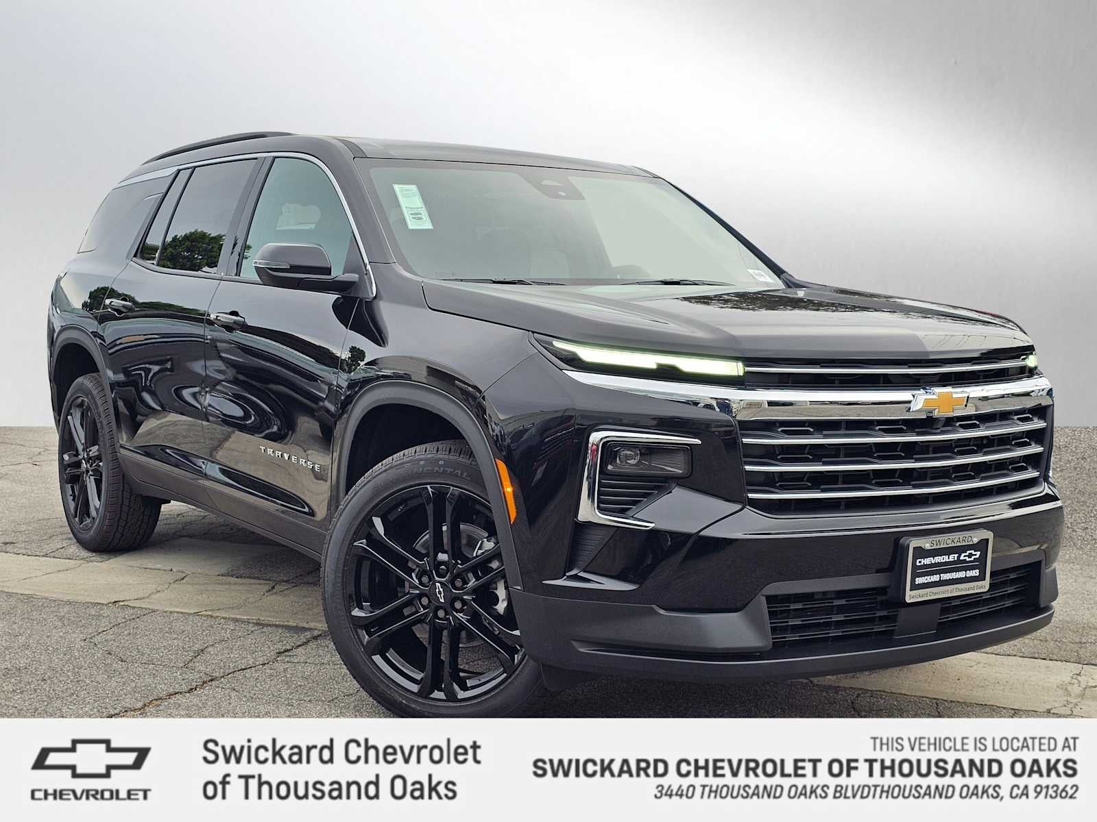 2026 Chevrolet Traverse FWD LT