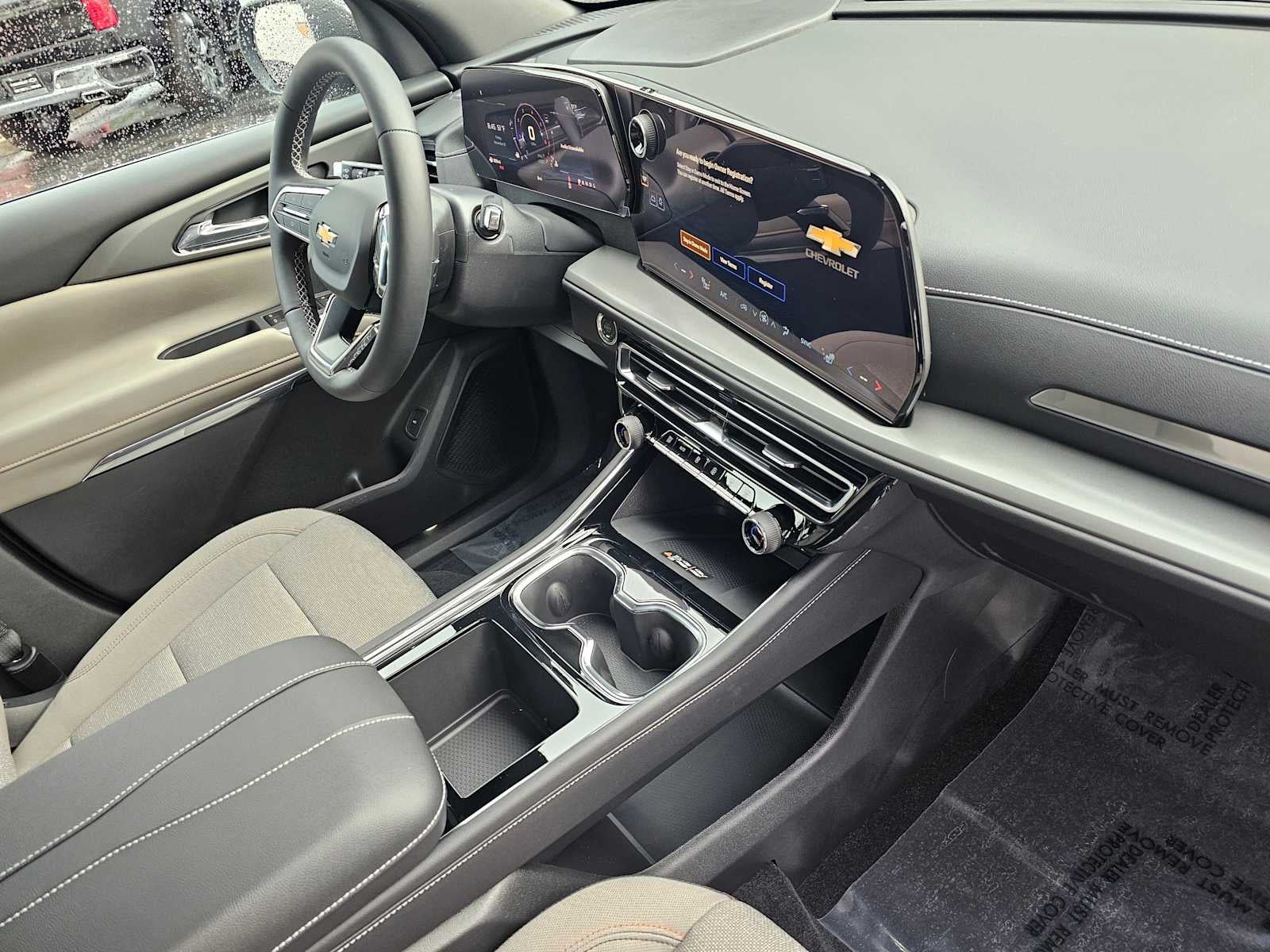 2026 Chevrolet Traverse FWD LT