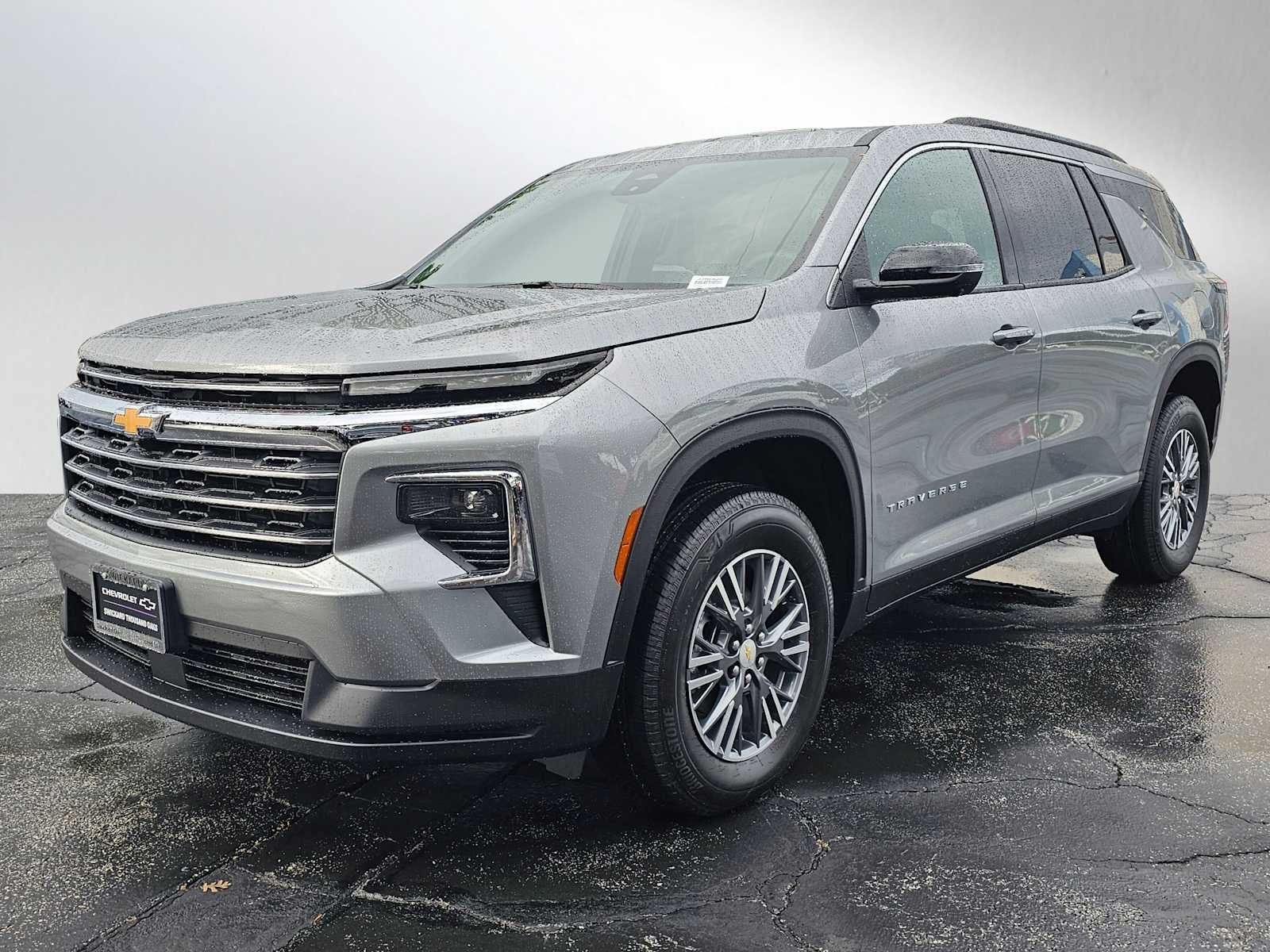 2026 Chevrolet Traverse FWD LT