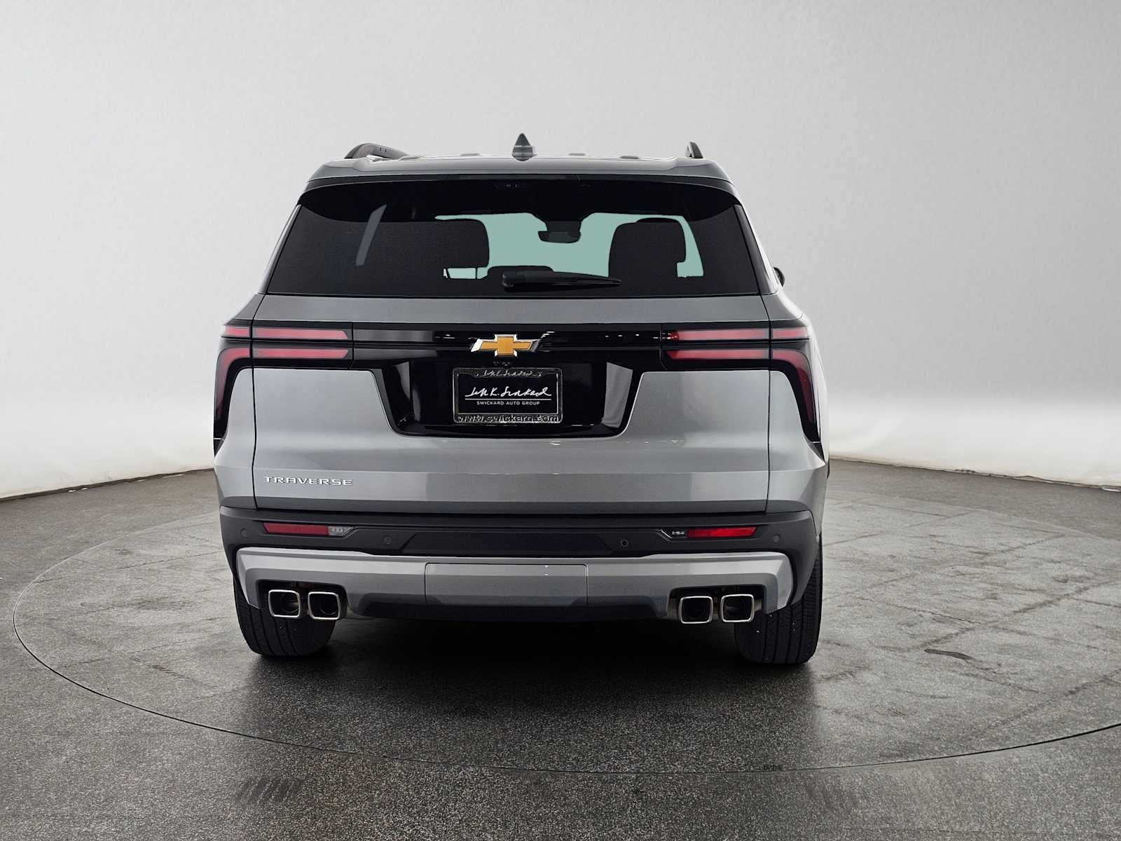 2026 Chevrolet Traverse FWD LT