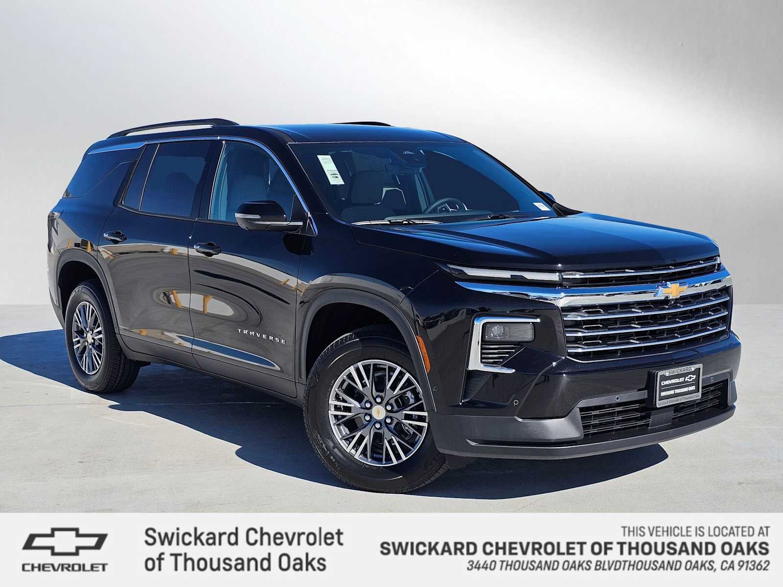 2026 Chevrolet Traverse FWD LT