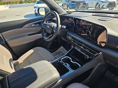 2026 Chevrolet Traverse FWD LT