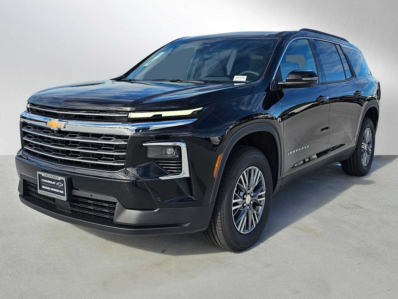 2026 Chevrolet Traverse FWD LT