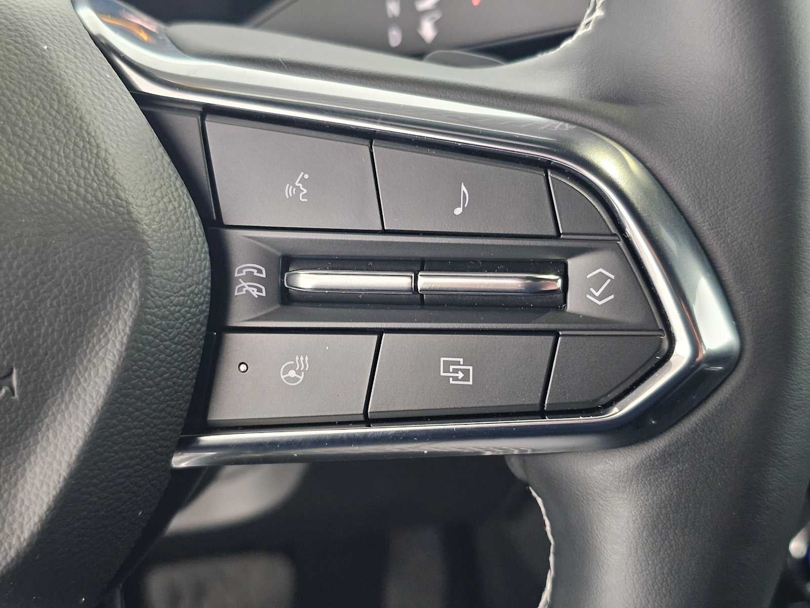 2025 Chevrolet Traverse FWD LT