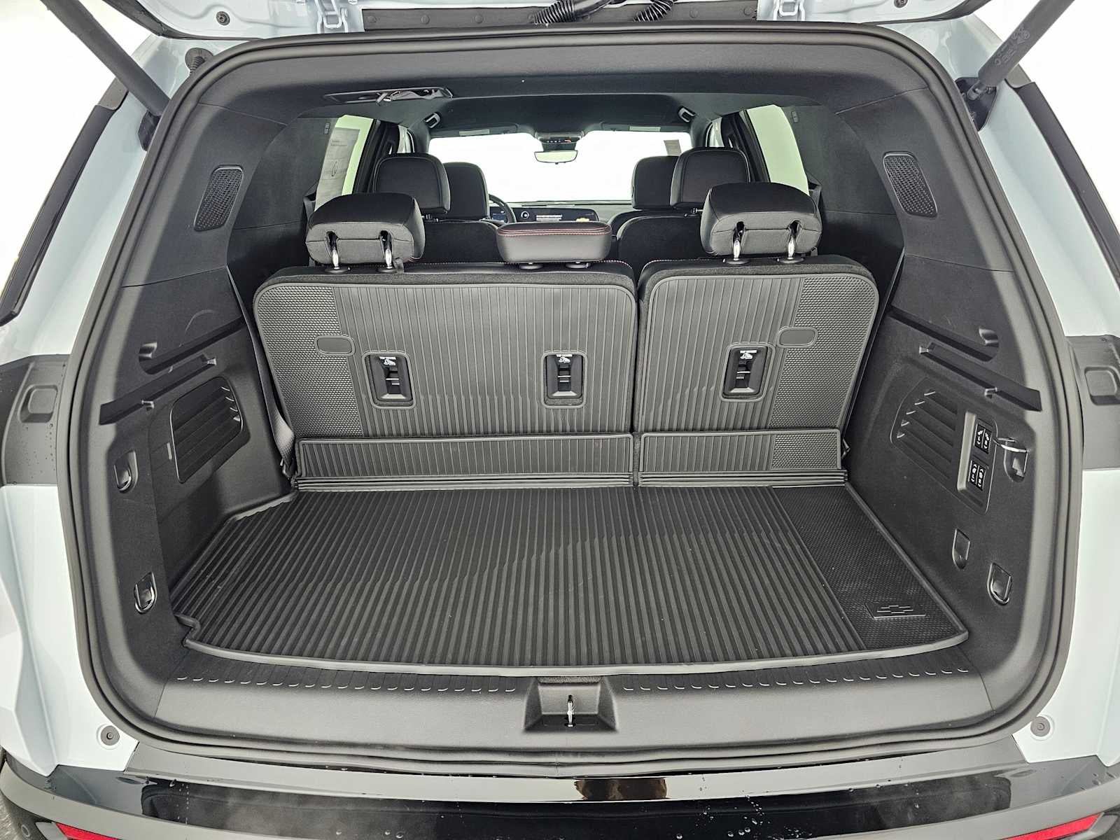 2026 Chevrolet Traverse FWD RS