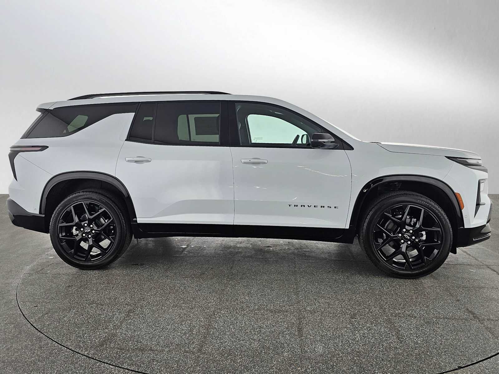 2026 Chevrolet Traverse FWD RS