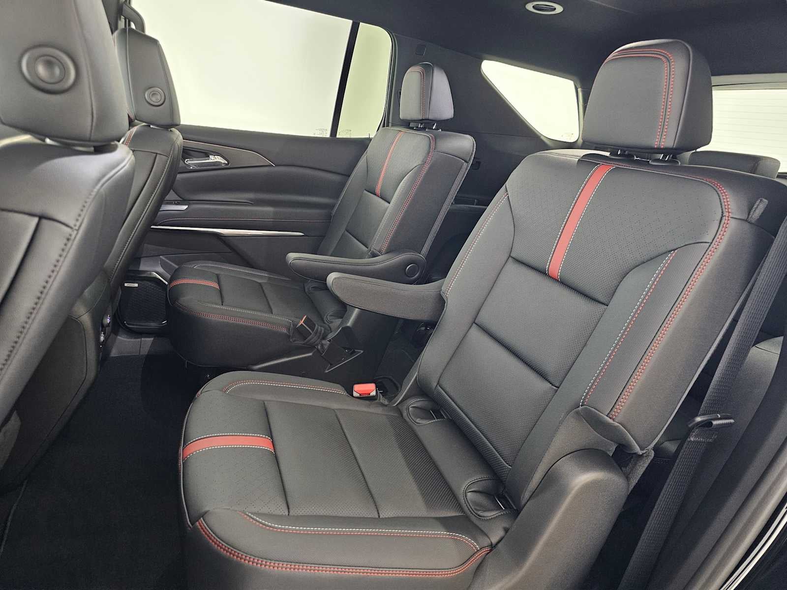 2026 Chevrolet Traverse FWD RS