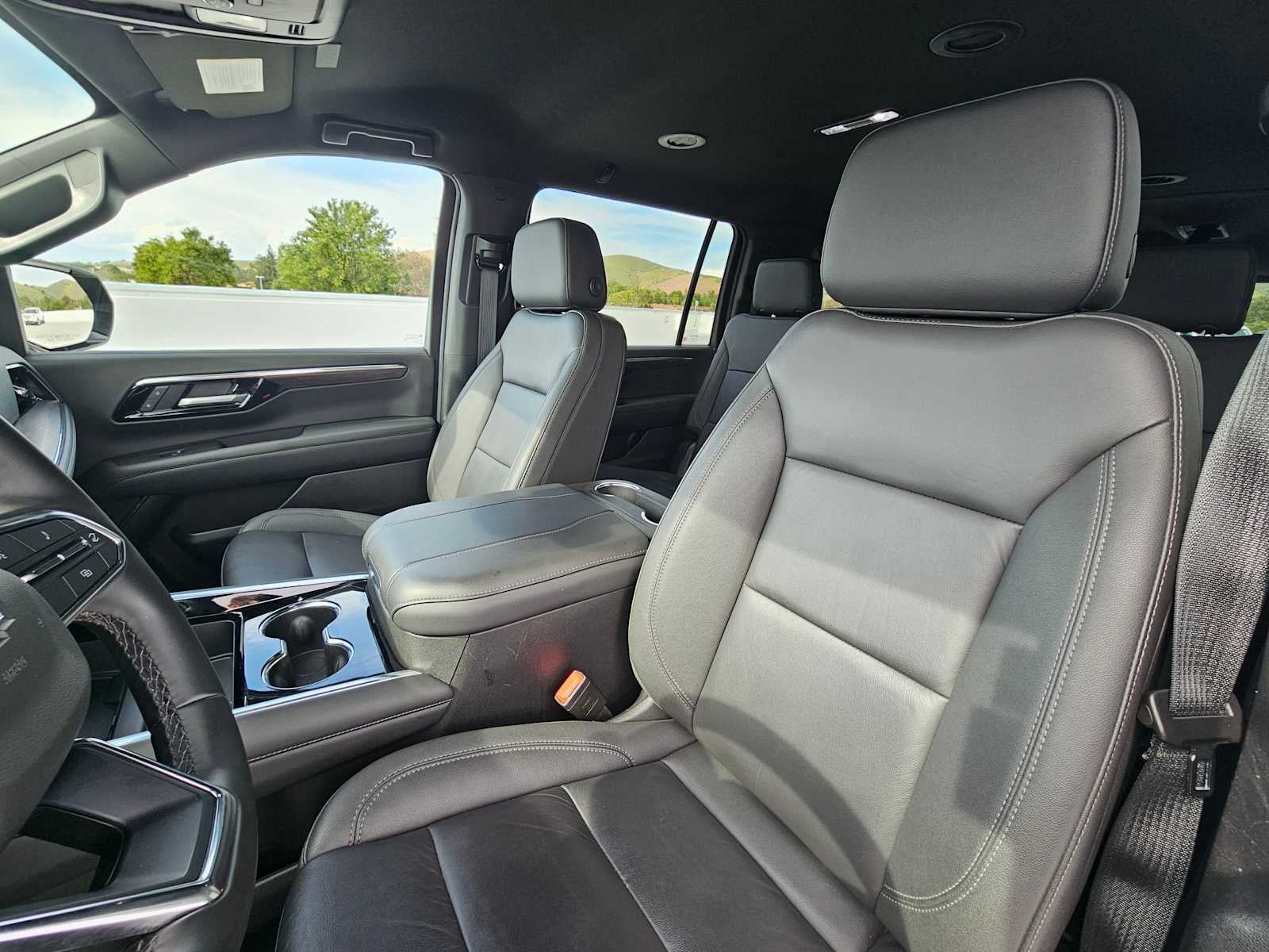 2025 Chevrolet Suburban Z71