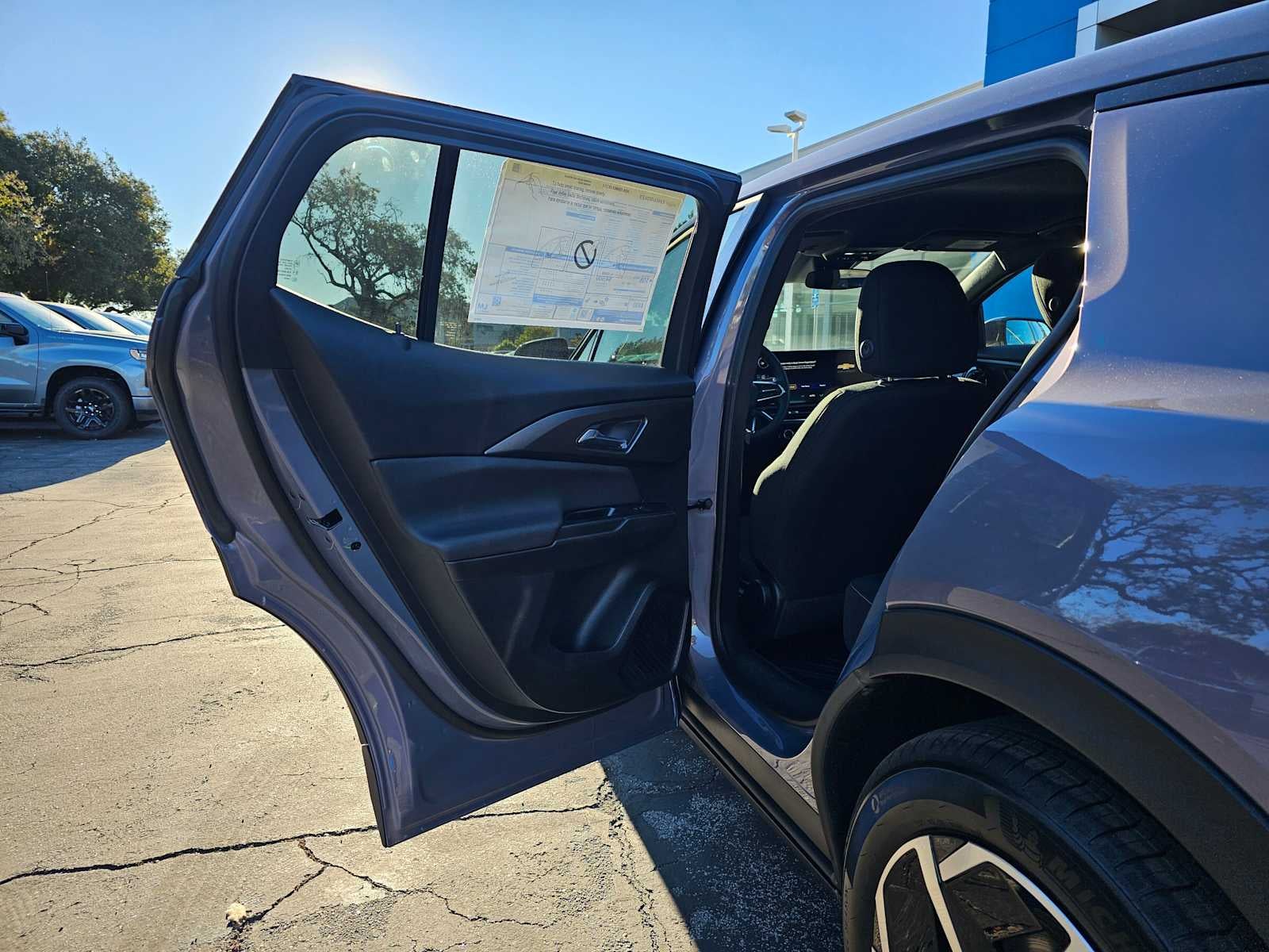 2026 Chevrolet Equinox EV LT1 w/PCY