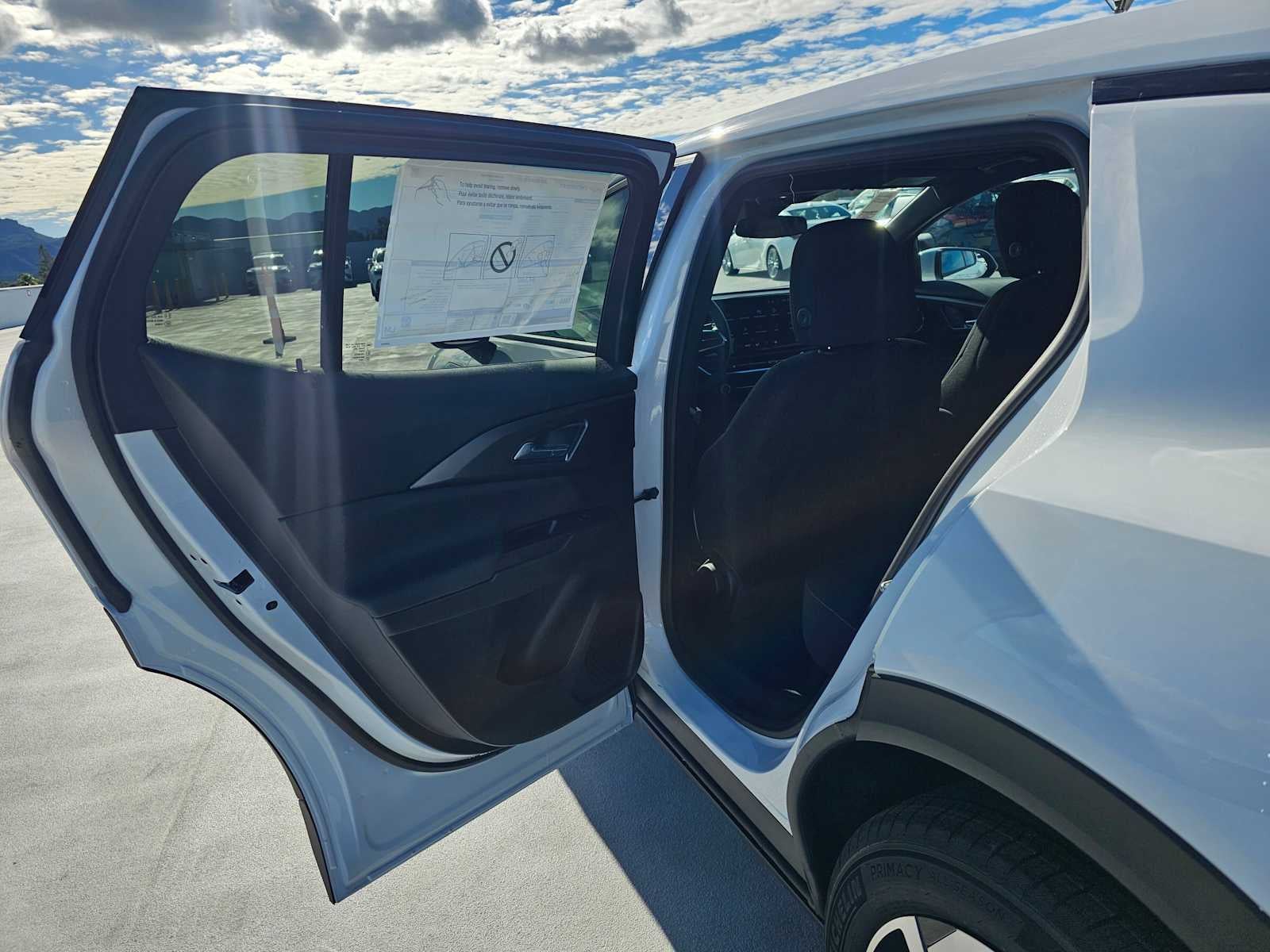 2026 Chevrolet Equinox EV LT1 w/PCY