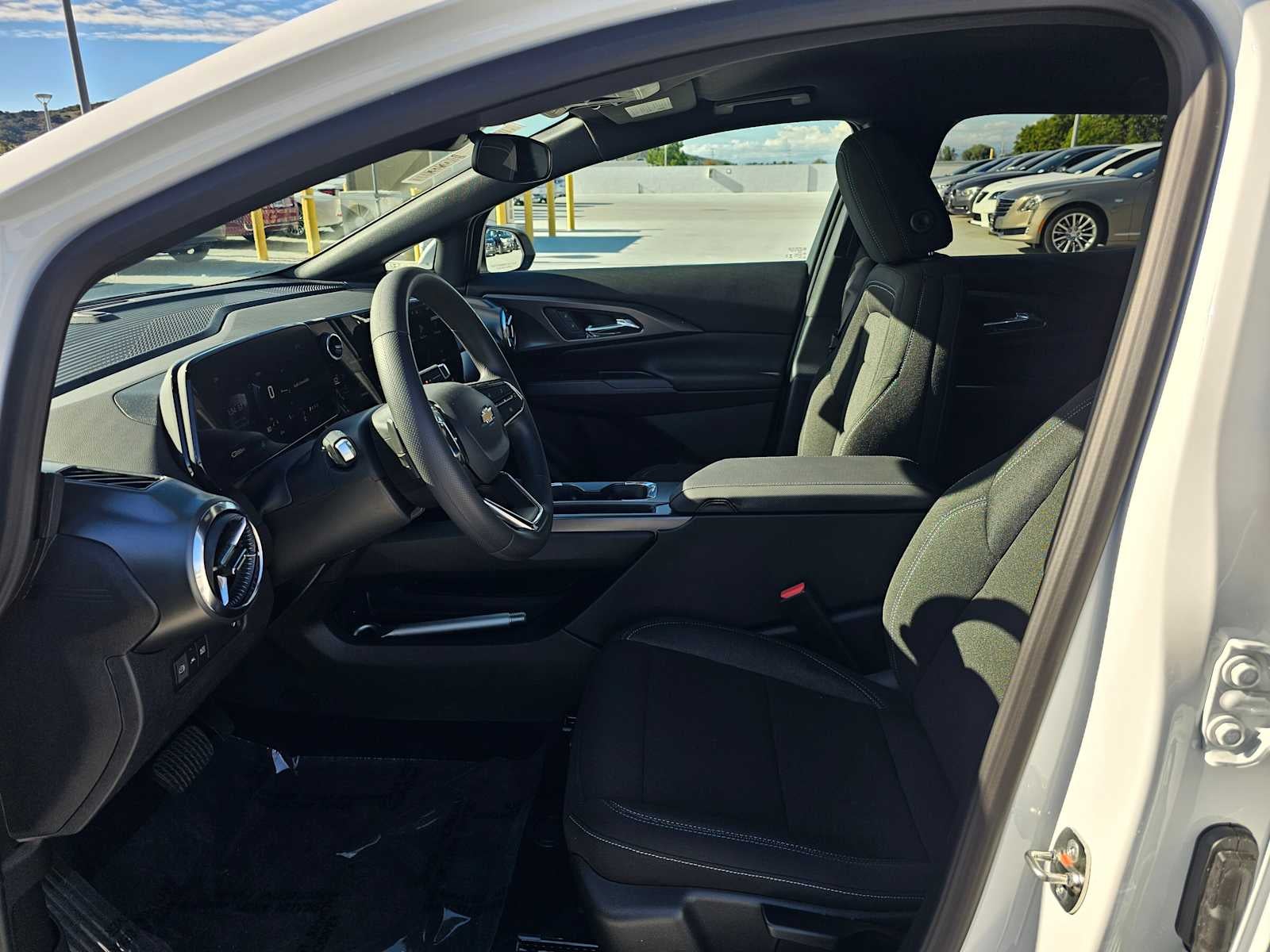 2026 Chevrolet Equinox EV LT1 w/PCY