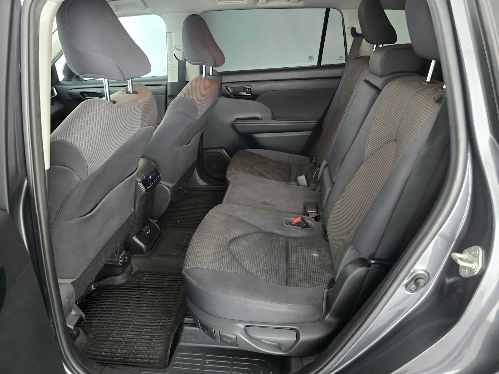 2020 Toyota Highlander L