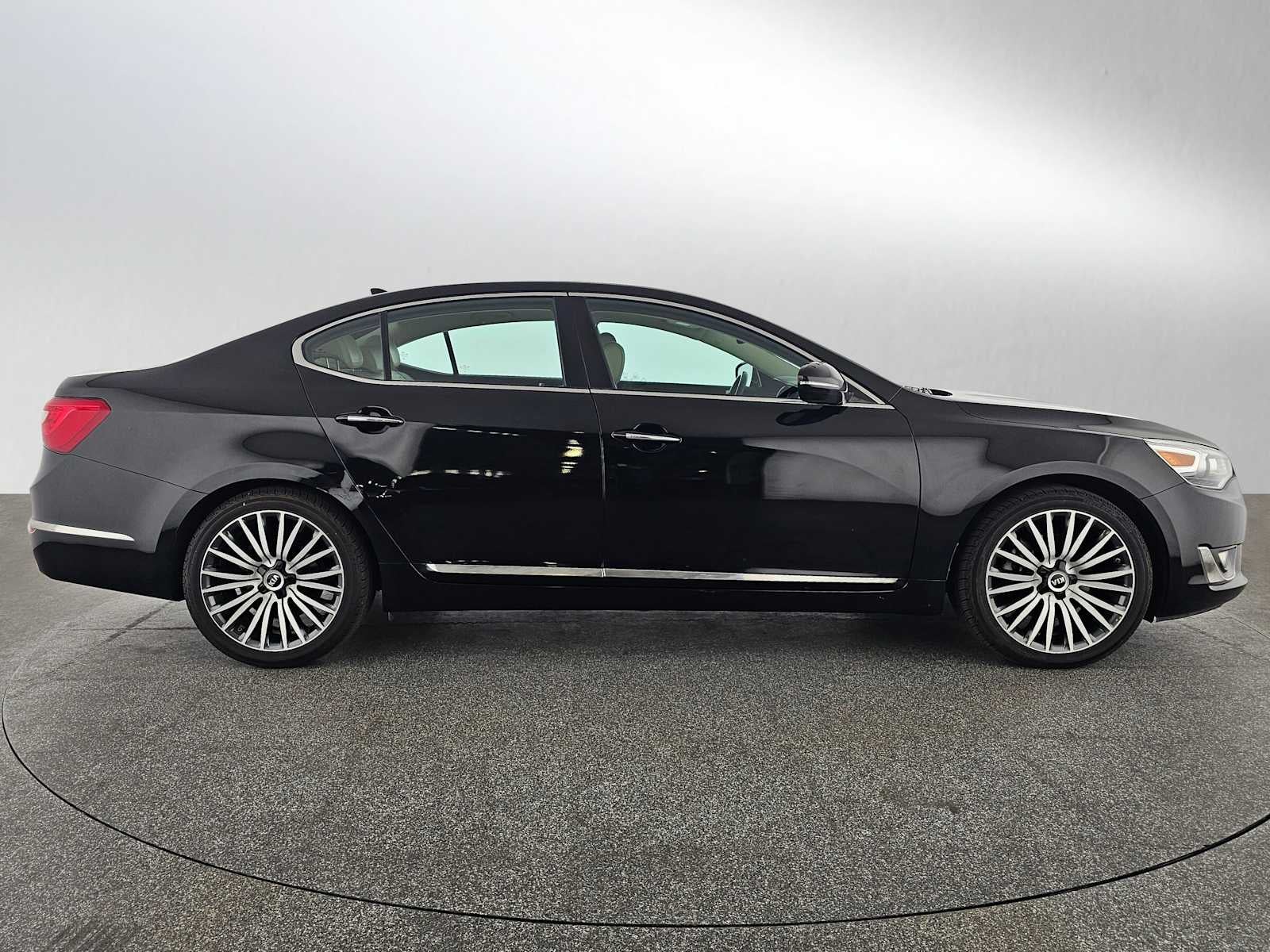 2014 Kia Cadenza Premium