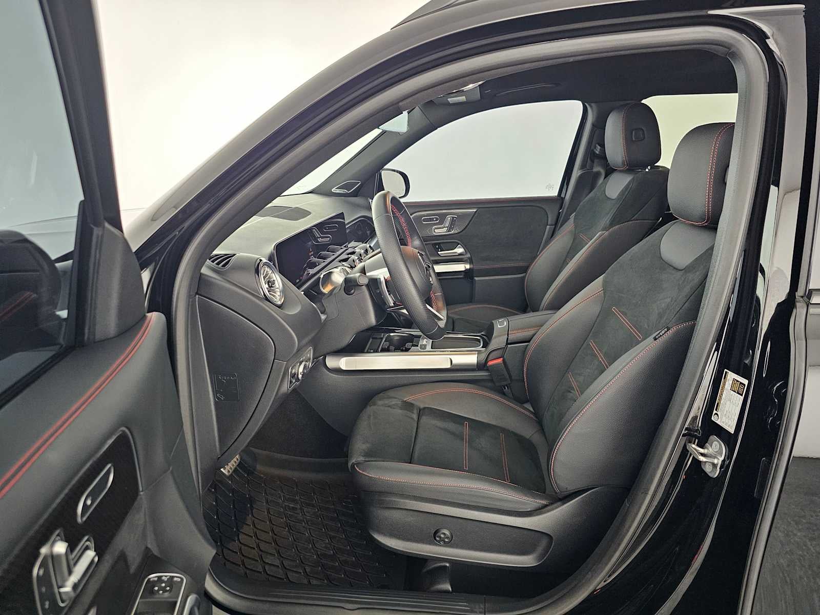 2024 Mercedes-Benz GLB 250 GLB 250