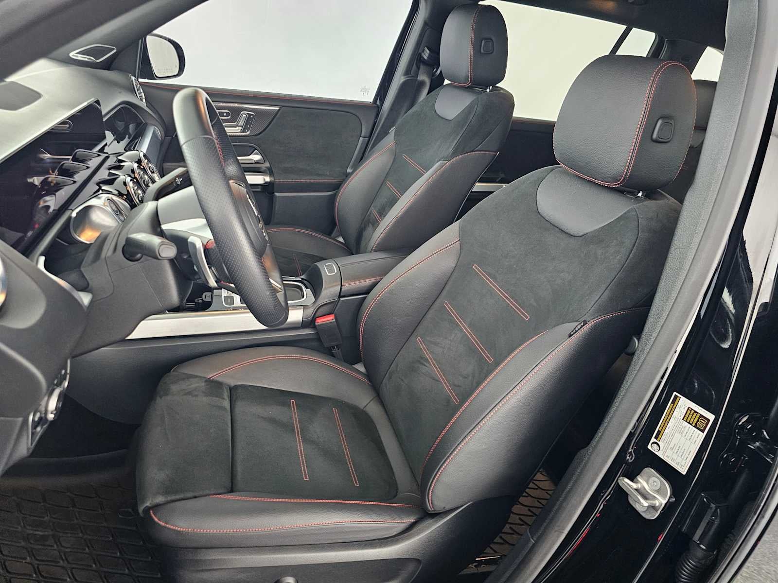 2024 Mercedes-Benz GLB 250 GLB 250