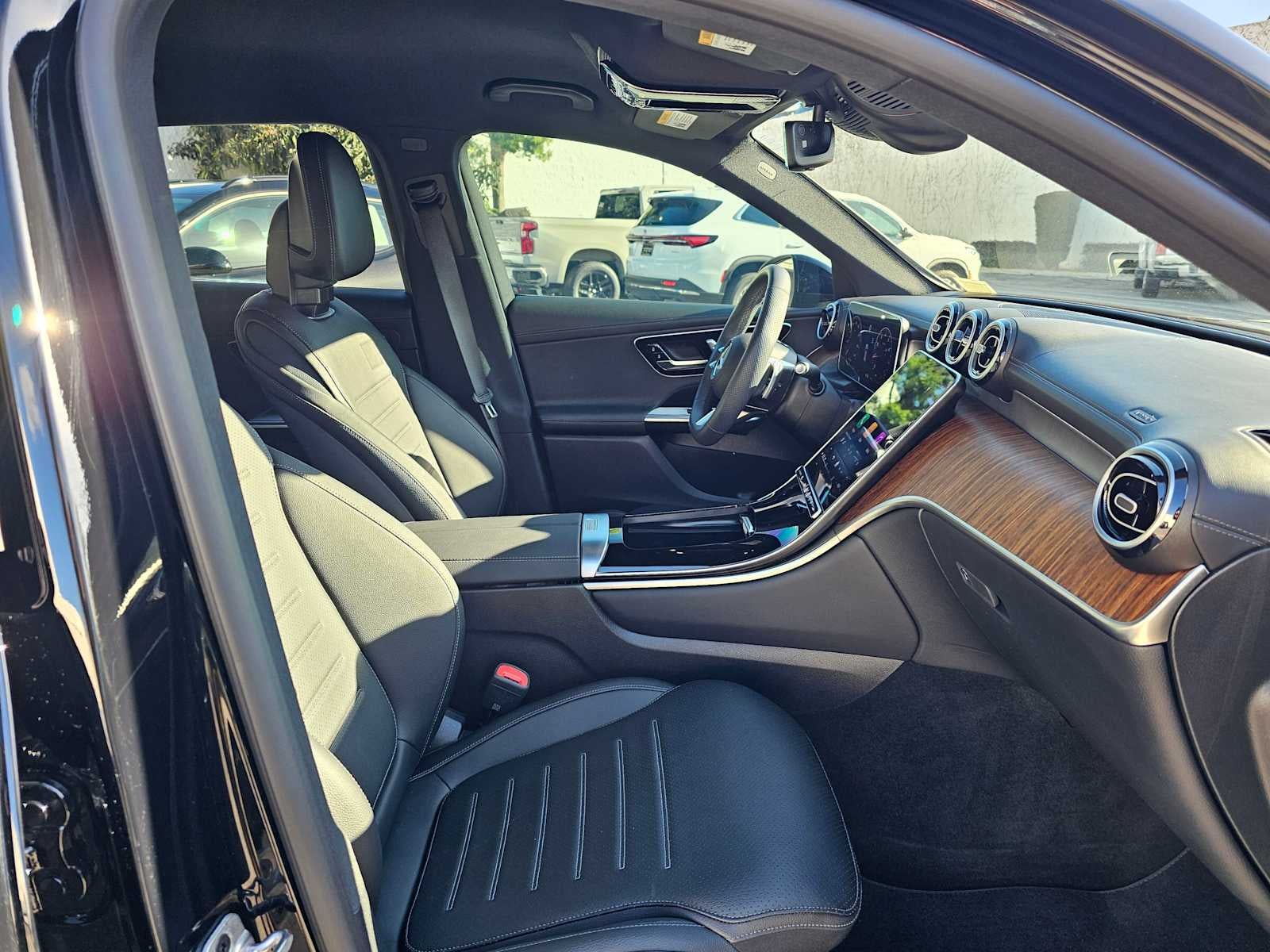 2025 Mercedes-Benz GLC 300 GLC 300