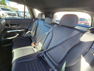 2025 Mercedes-Benz GLC 300 GLC 300