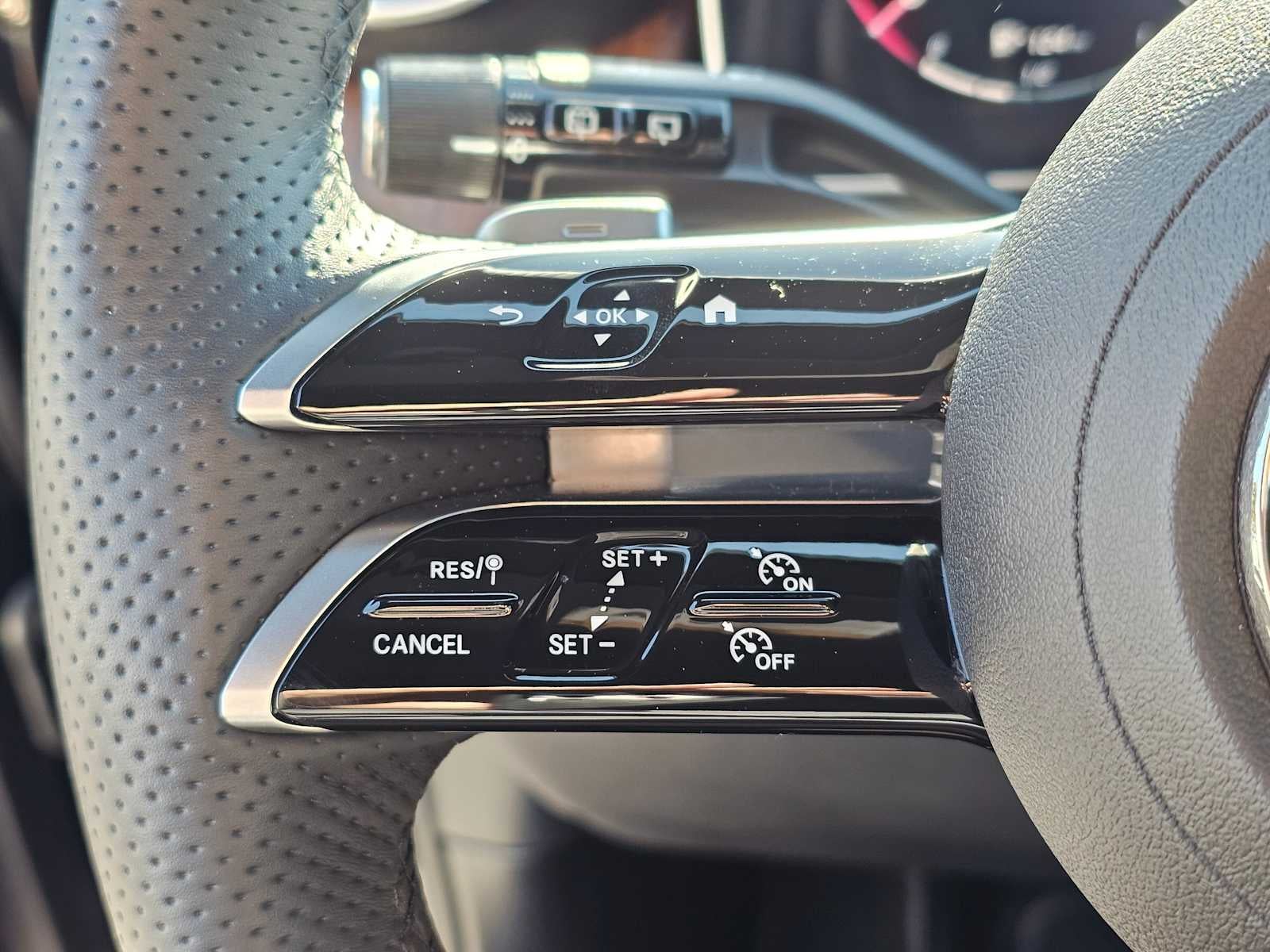 2025 Mercedes-Benz GLC 300 GLC 300