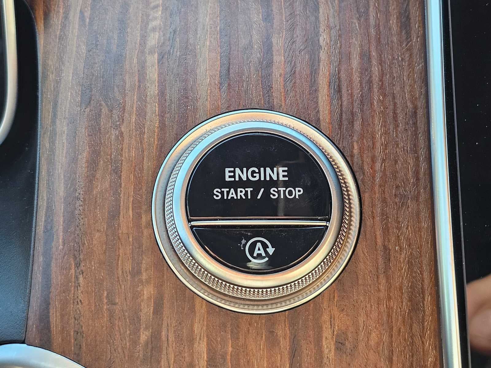 2025 Mercedes-Benz GLC 300 GLC 300