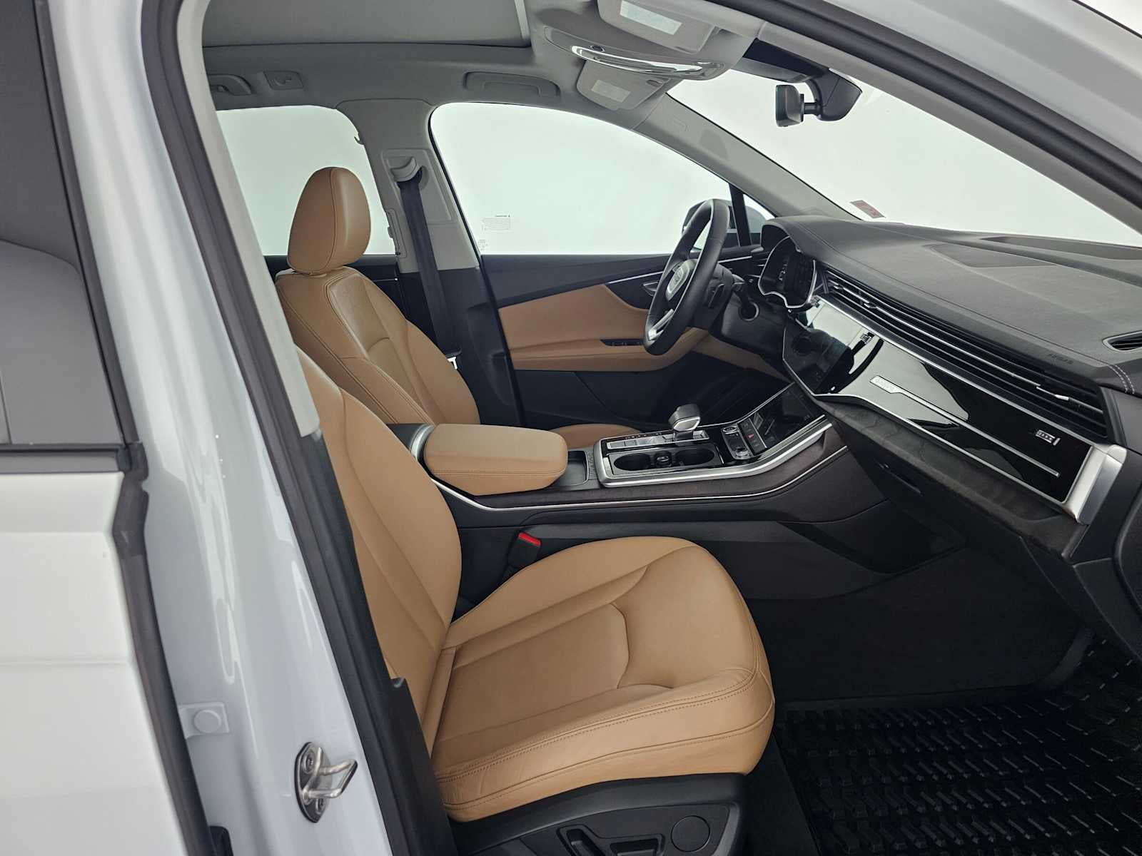 2023 Audi Q7 Premium Plus