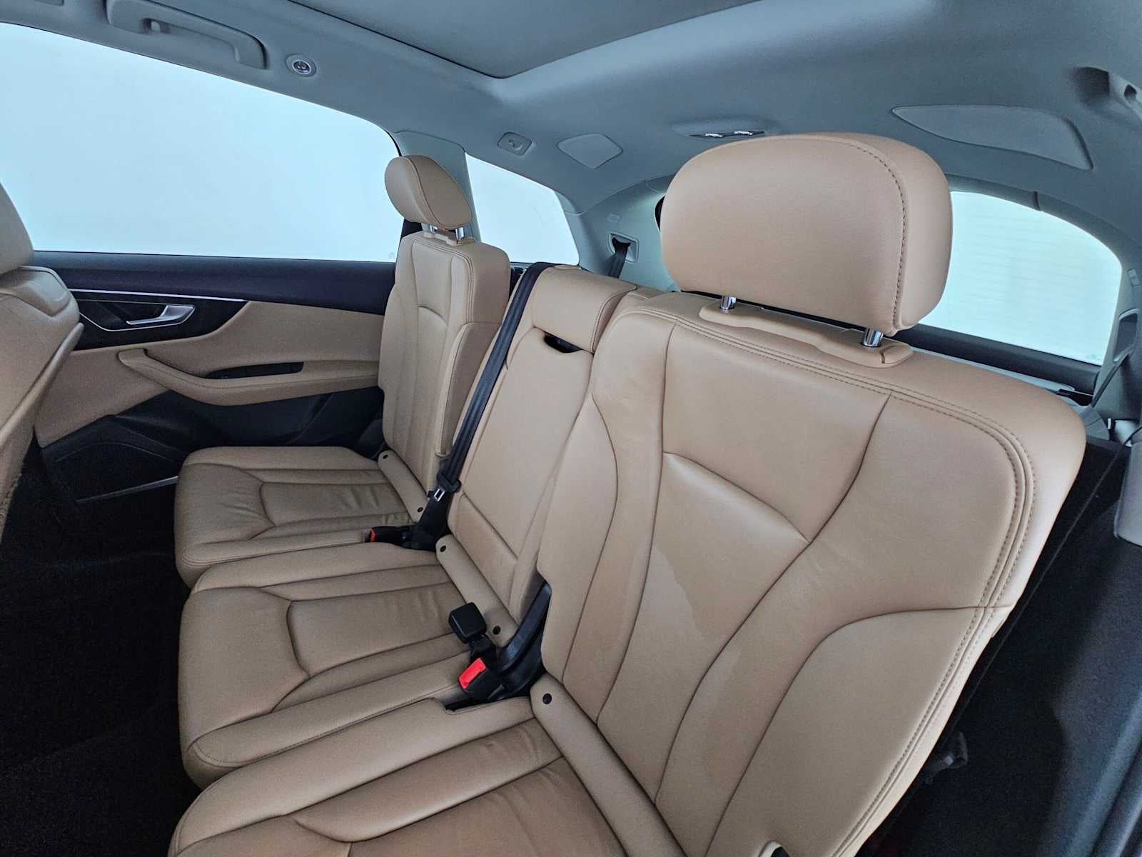 2023 Audi Q7 Premium Plus