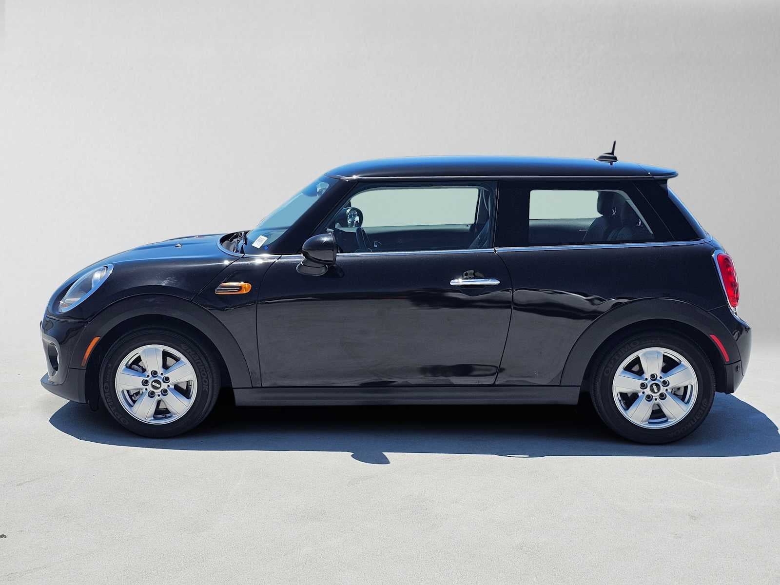 2019 MINI Hardtop 2 Door Cooper
