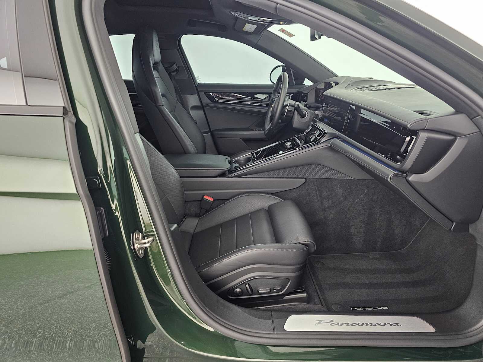 2026 Porsche Panamera Base