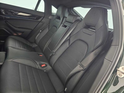 2026 Porsche Panamera Base
