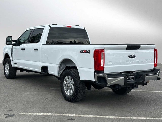 2023 Ford Super Duty F-350 SRW XLT