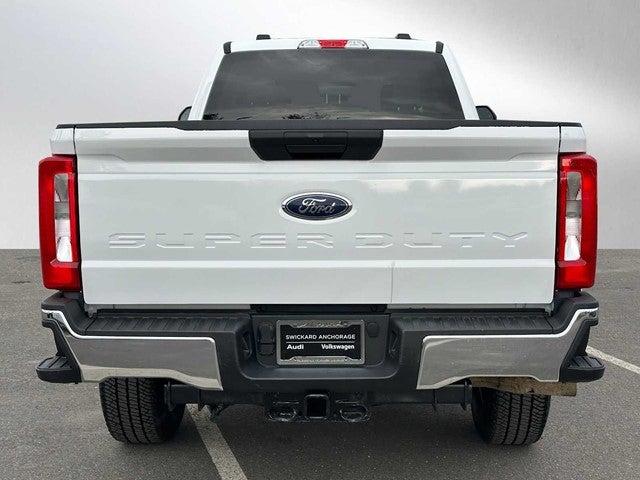 2023 Ford Super Duty F-350 SRW XLT