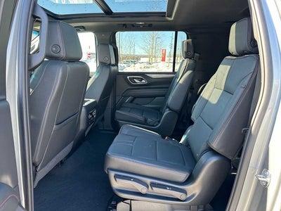 2024 Chevrolet Suburban RST
