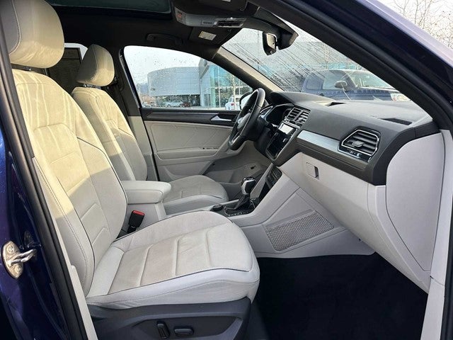 2022 Volkswagen Tiguan SEL R-Line