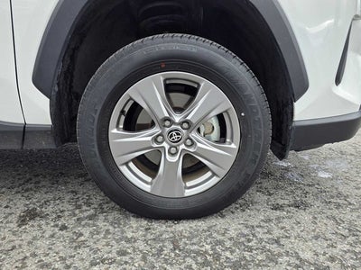 2025 Toyota RAV4 Hybrid LE