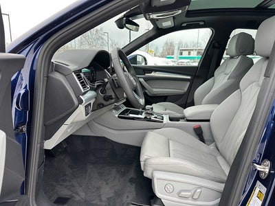 2024 Audi Q5 S line Premium Plus