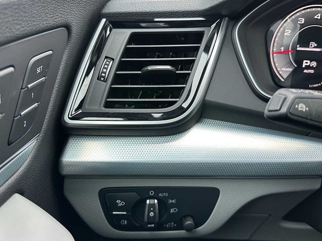 2024 Audi Q5 S line Premium Plus